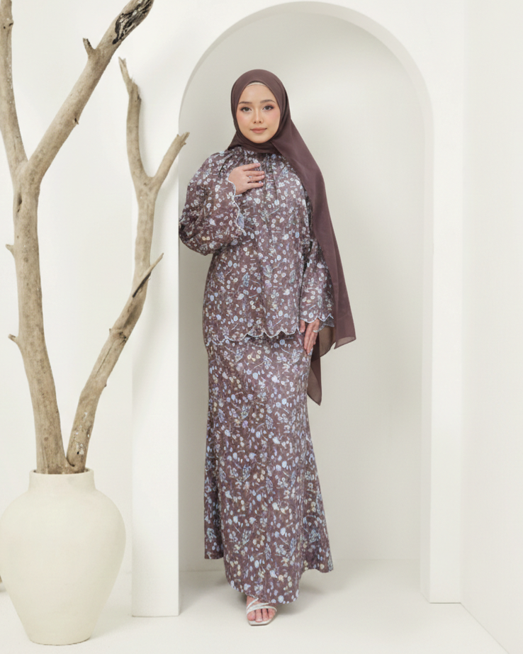 IVY KURUNG MODEN (BROWN)