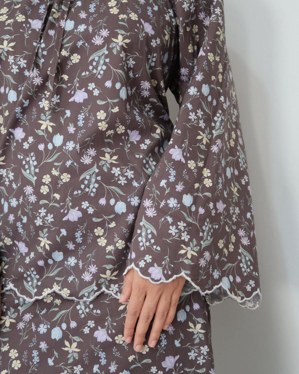 IVY KURUNG MODEN (BROWN)