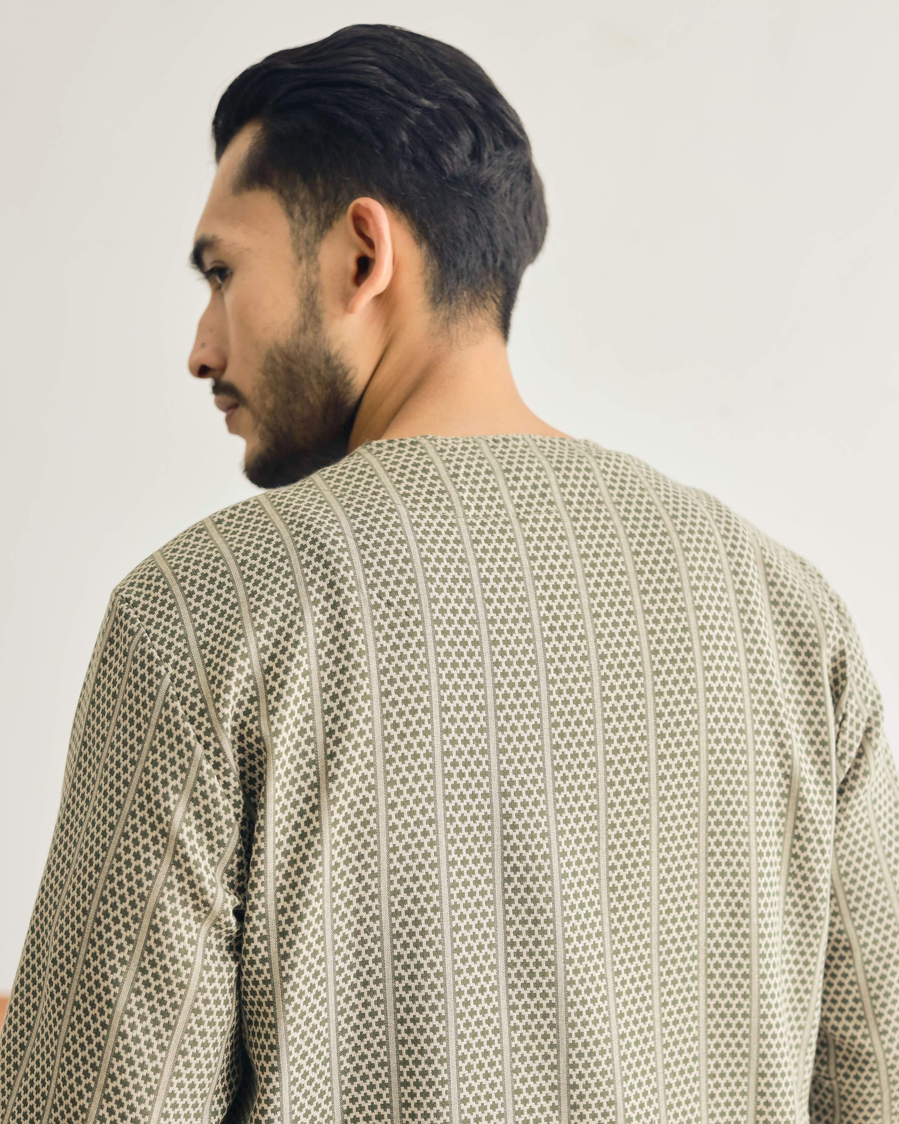 TEDUH SIRI : THREE QUARTER SLEEVE TOP - GREEN