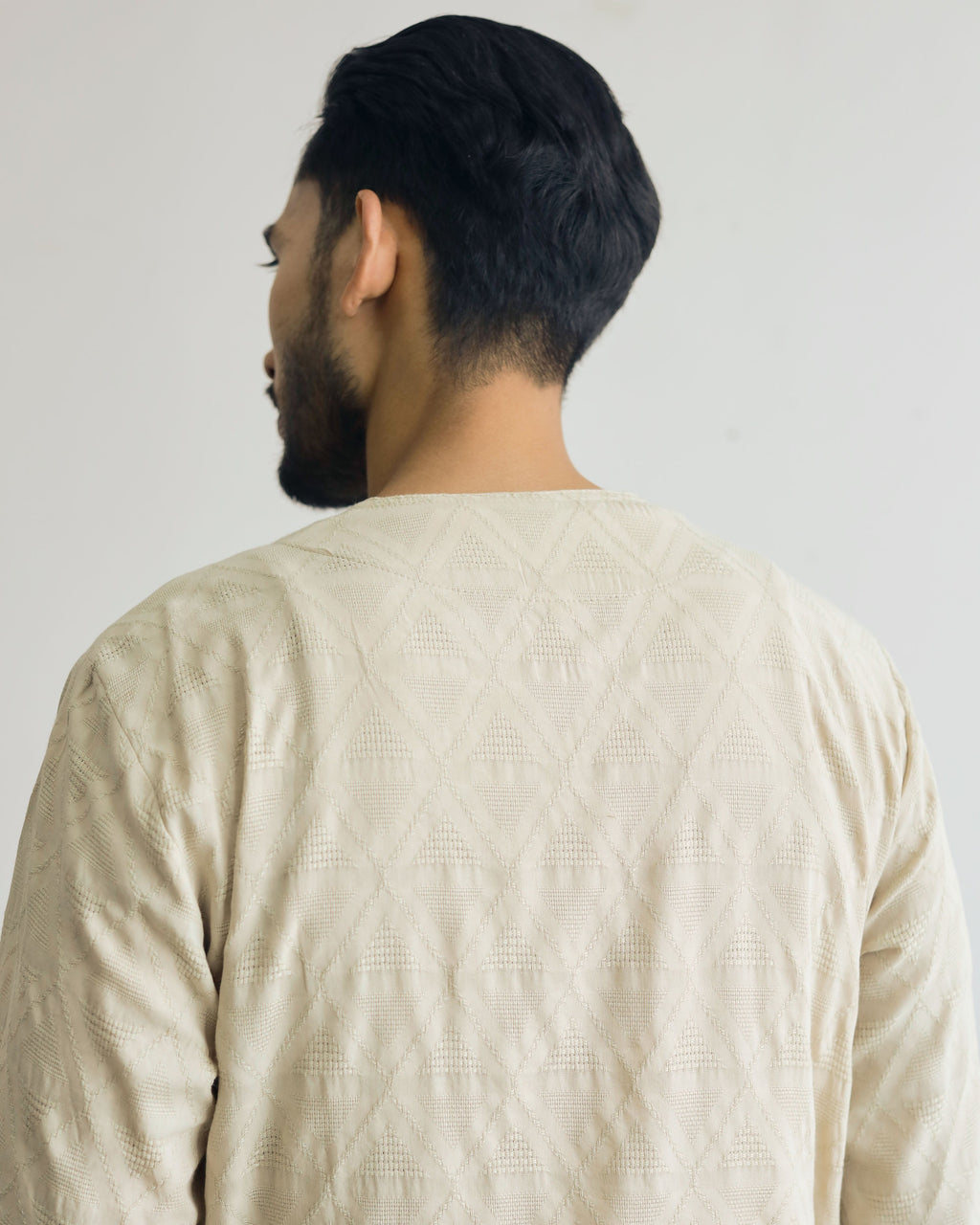 KUDRAT SIRI : THREE QUARTER SLEEVE TOP - BEIGE