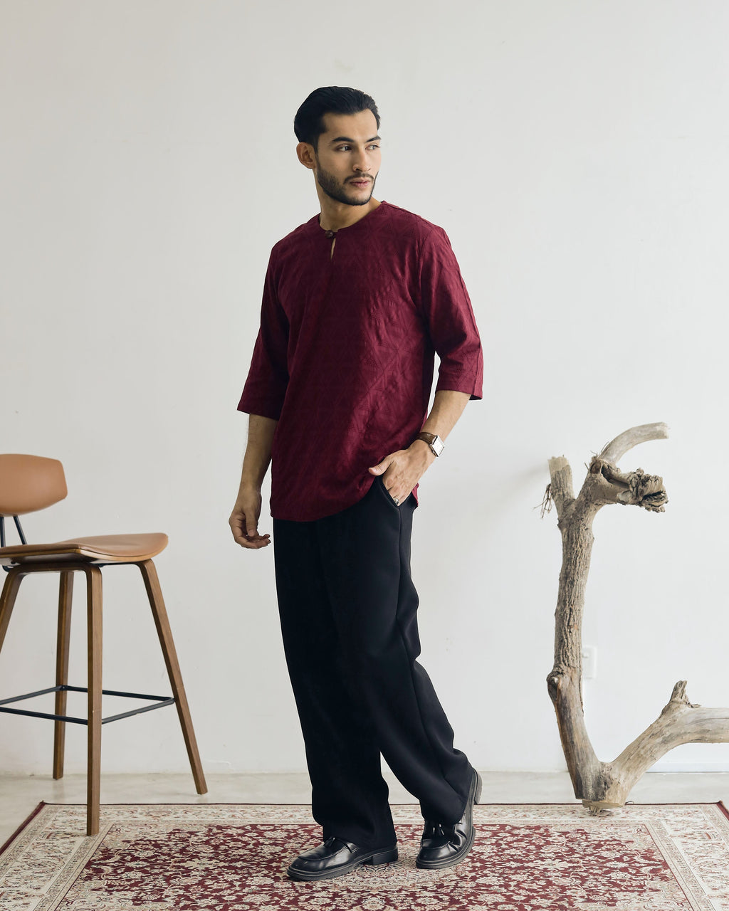 KUDRAT SIRI : THREE QUARTER SLEEVE TOP - BURGUNDY