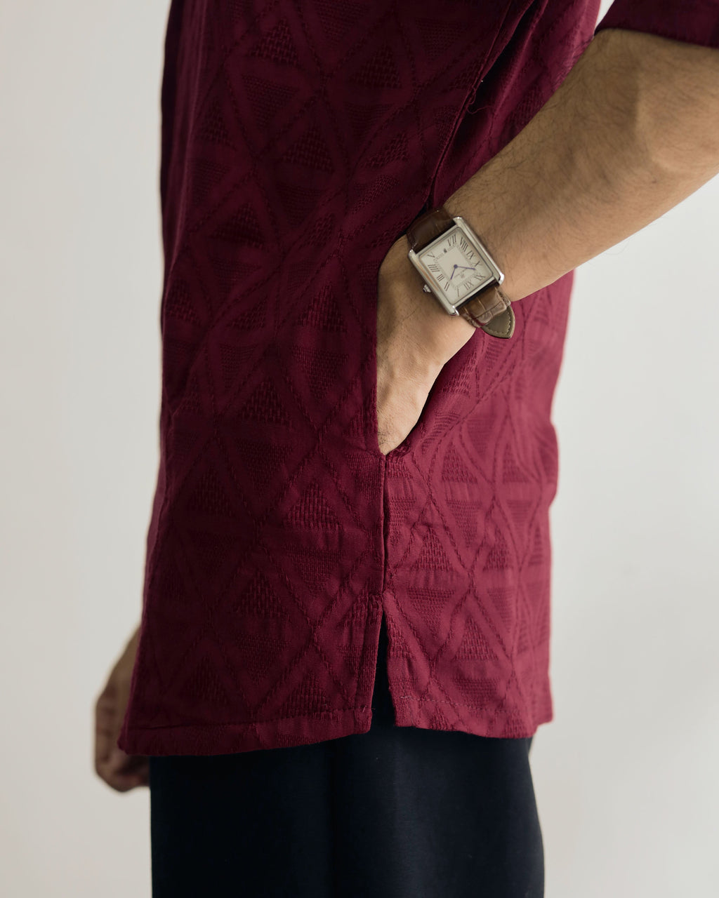 KUDRAT SIRI : THREE QUARTER SLEEVE TOP - BURGUNDY