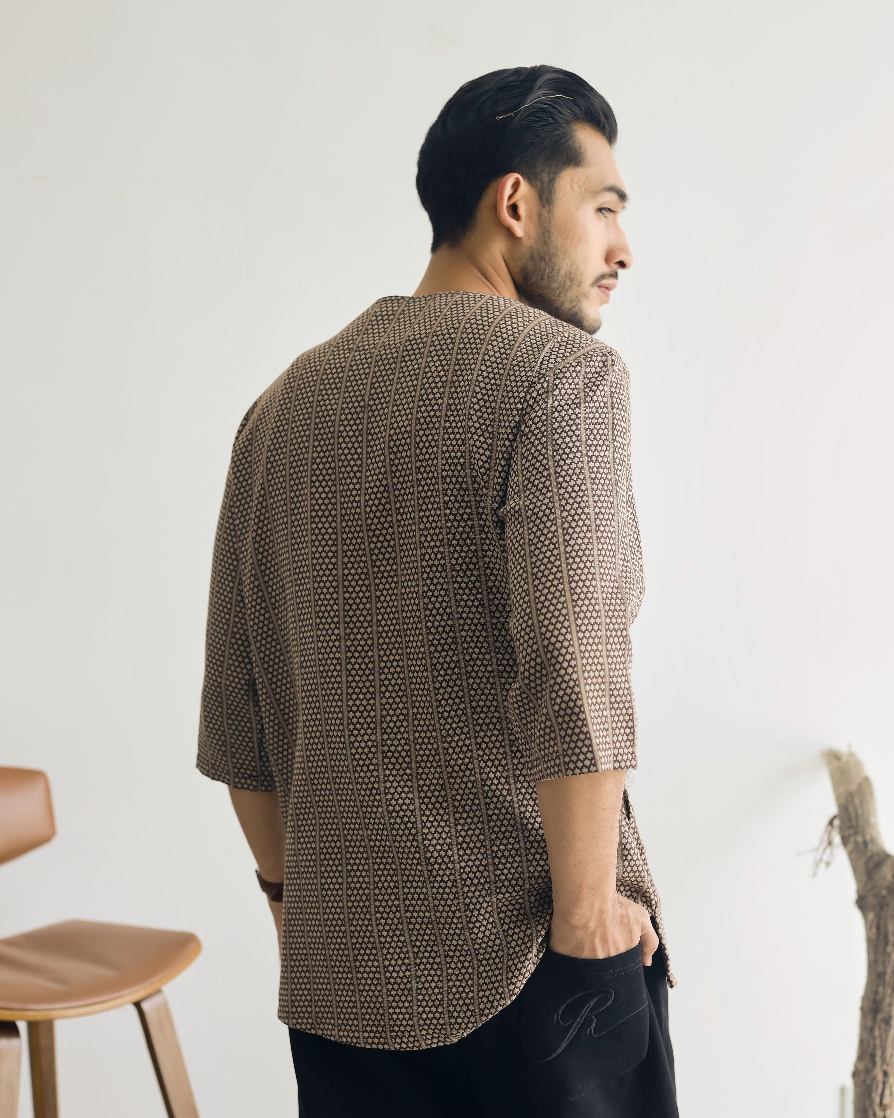 TEDUH SIRI : THREE QUARTER SLEEVE TOP - BROWN