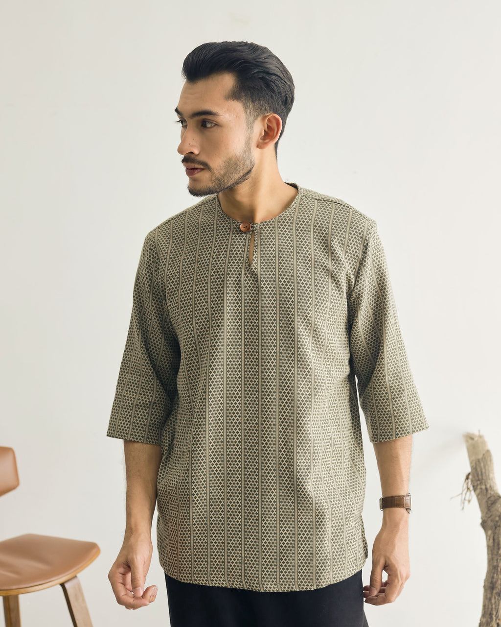 TEDUH SIRI : THREE QUARTER SLEEVE TOP - GREEN