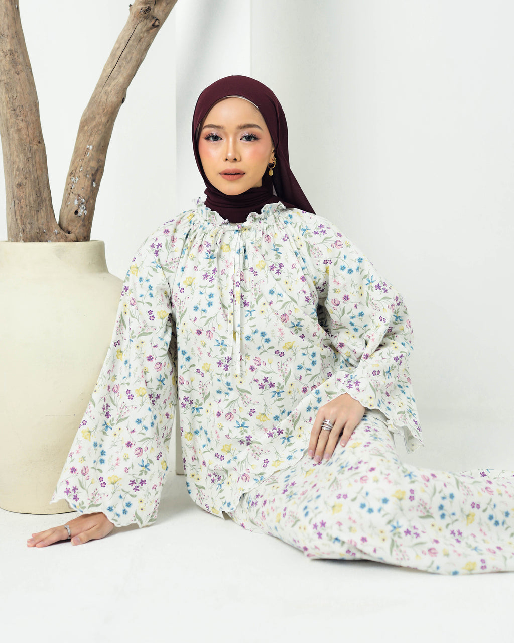 IVY KURUNG MODEN (WHITE)