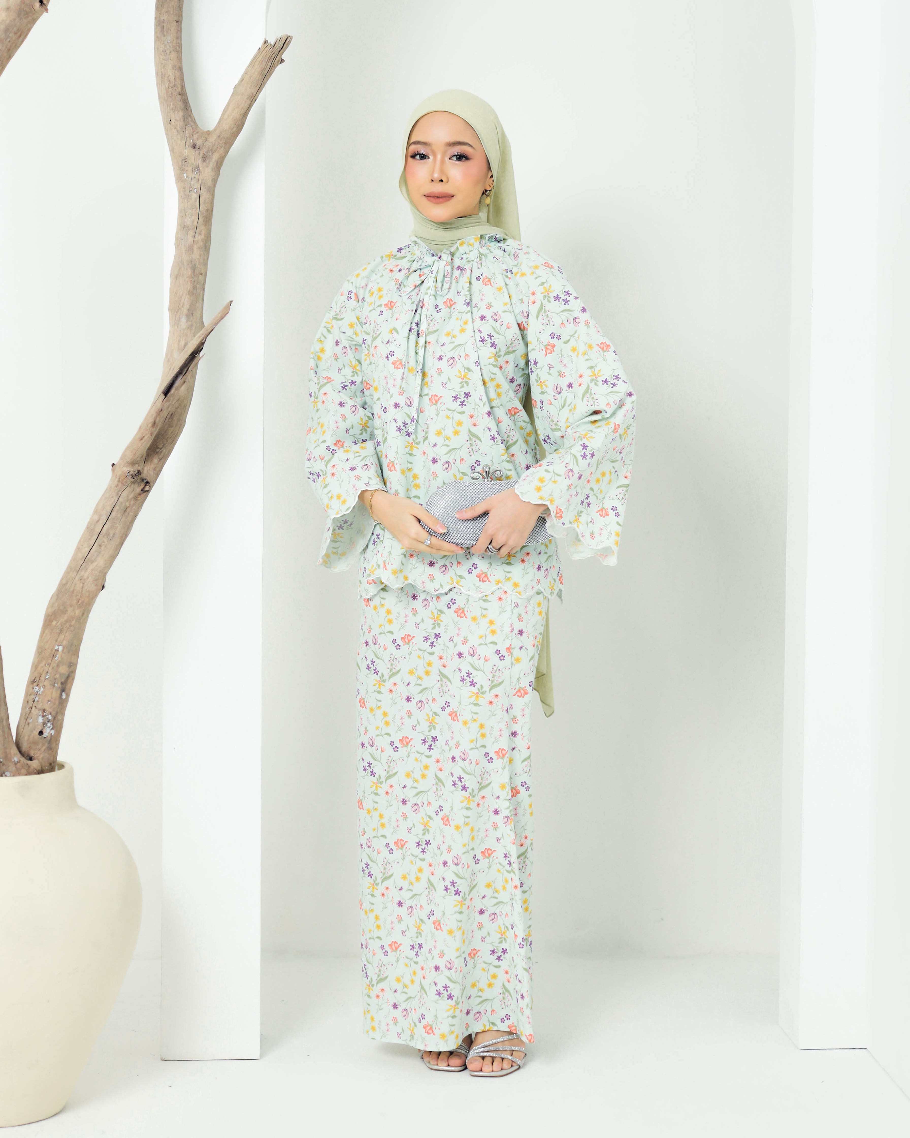 IVY KURUNG MODEN (MINT)